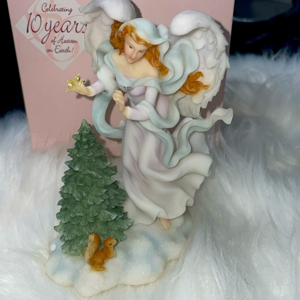 Seraphim Classics Heavens Gift Mackenzie Christmas ornament 2003 # 84908 Roman